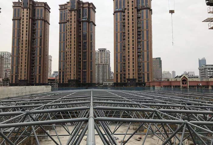 都匀螺栓球网架结构